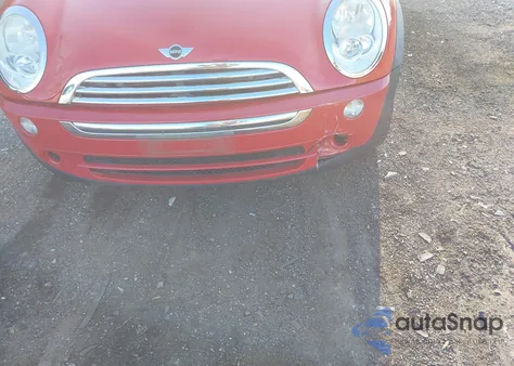 2006 Mini Cooper from USA, damaged, VIN WMWRC33576TK15497